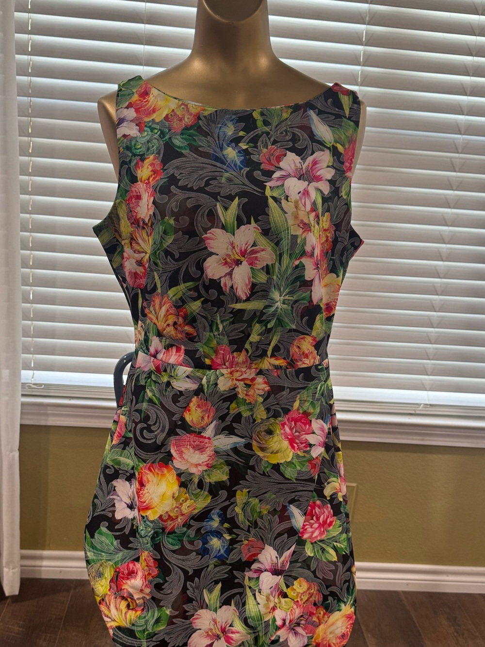 New York & Company Black Floral Sleeveless Sheath Dress